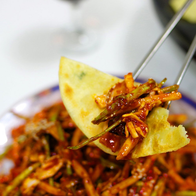 대구 칠성반고개무침회 납작만두 세트 오징어무침 밀키트 야식 캠핑음식밀키트 회무침, 가족세트 (2-3인), 1.3kg, 1세트