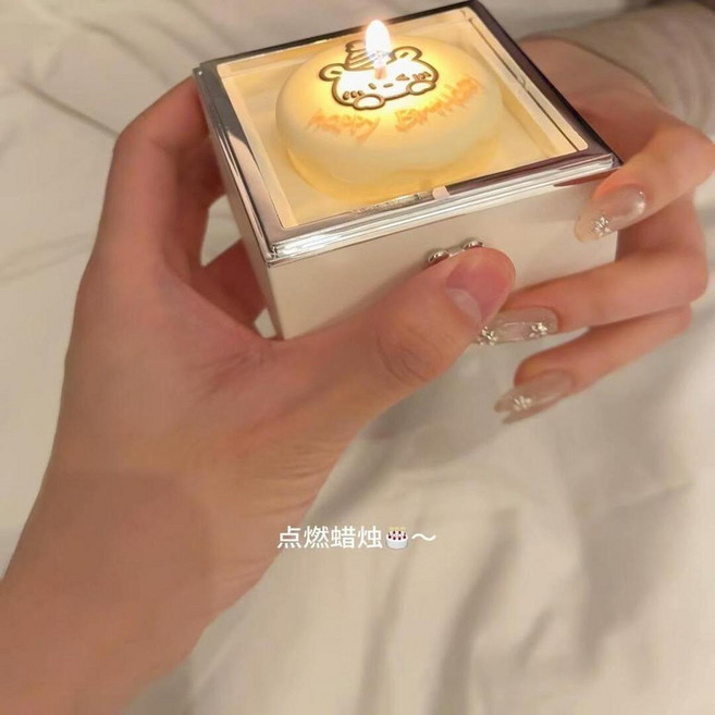 小熊蛋糕盒子 驚喜翻轉戒指盒 生日禮物, 1個, 熱門禮物：生日快樂款 高級 , 驚喜禮盒套裝 翻轉盒+蠟燭