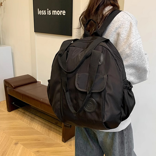 나인클로젯 가벼운 대용량 여성 둥근 백팩 겸 숄더백 토트백 생활 방수 여자 학생 가방