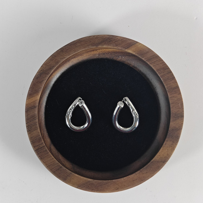 여성 패션 귀걸이