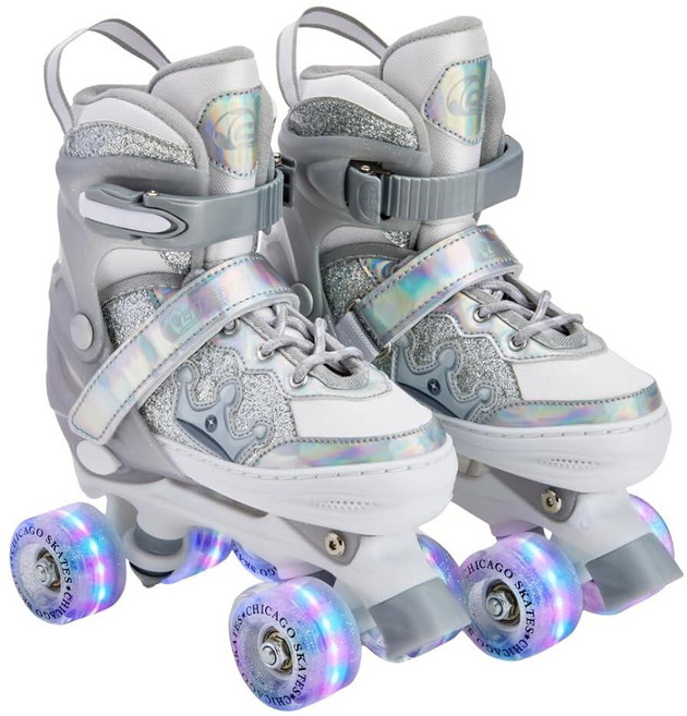 Chicago Skates Glitzy 아동용 롤러 스케이트 씨 쉘 - 조절 가능한 롤러 스케이트 여아 남아용 라이트업 휠 내구성 있는 초보자 쿼드 스케이트 프론트 스토퍼, 프린세스