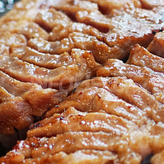 [TV홈쇼핑정품 인포벨]1975 설촌목장 태릉 왕돼지구이 2kg 야외 바베큐 밥반찬 숙성 양념 돼지갈비 선물, 1세트