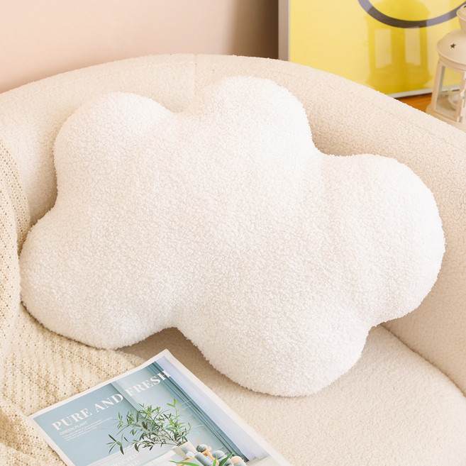 앤티키 뭉게구름 안고자는 쿠션, 아이보리