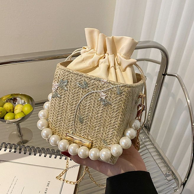 글램디브 루미내 라탄 버킷백 플라워 크로스백 여성가방 휴양지가방 데일리가방 A2085