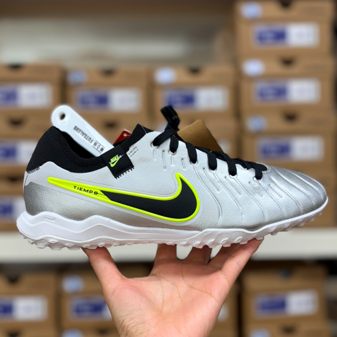 나이키 풋살화 티엠포 레전드 10 프로 TF 축구화 터프화 미니주걱