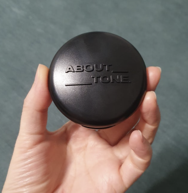 어바웃톤 블러 파우더 팩트 9g, 02 라이트, 1개