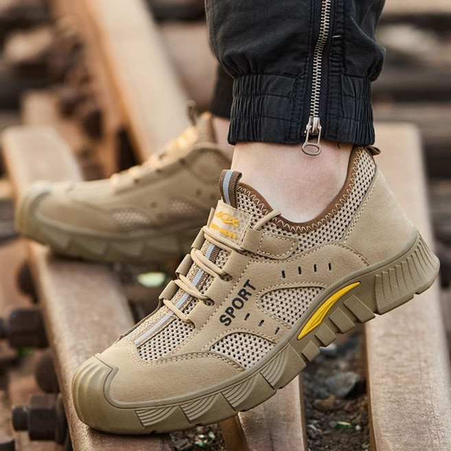 남자안전화 여름 경량 작업화 메쉬 통기성 트레이닝화 카키 내충격 사계절 신발