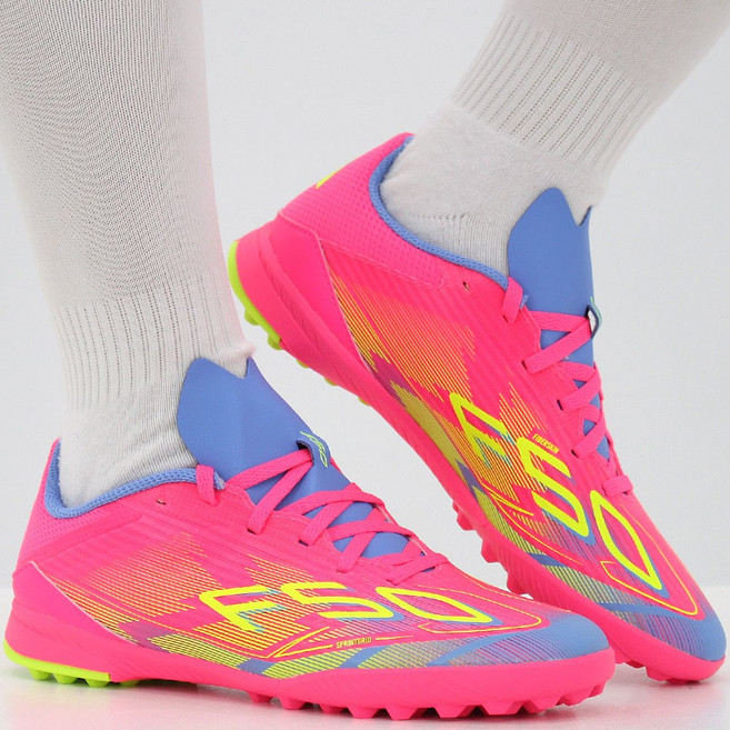 아디다스 풋살화 주니어 축구화 TF화 키즈 터프화 인조잔디용 축구 슈즈 발편한 풋볼 슈즈 맨땅용 축구교실 신발