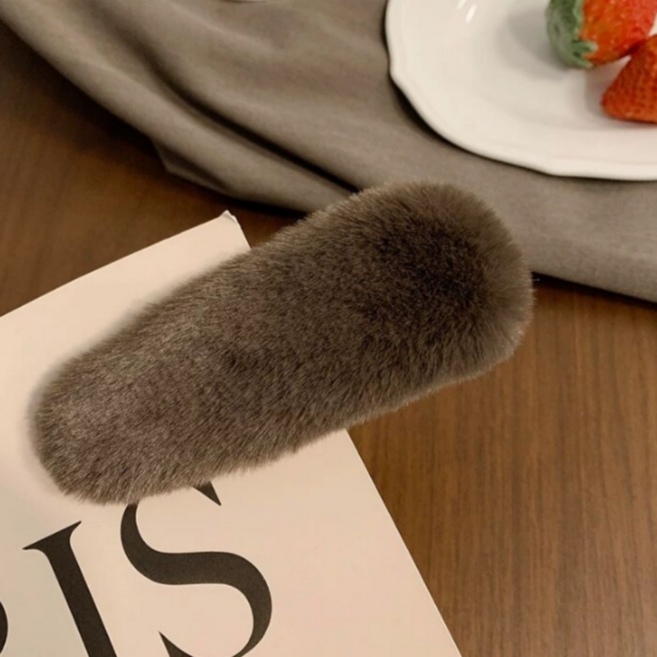 꿀잠 페이크퍼 빅 밍크 퍼 옆머리 똑딱이 헤어핀 집게핀 4p세트