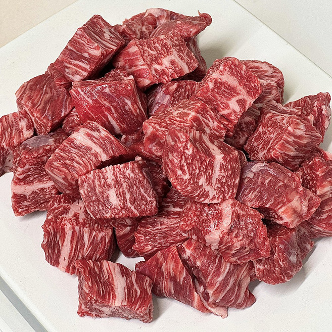 마장동 당일작업 한우 1++(9) 국거리200g 미역국 소고기무국, 1개, 200g