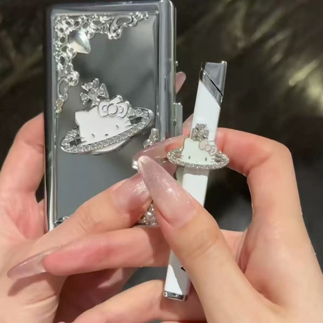 헬로키티 메탈 실버 캐릭터 담배 보관 케이스 파우치