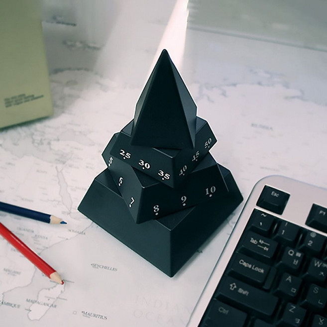 시간 분 초 블럭이 돌아가는 이집트 피라미드 모형 탁상시계 유니크 디자인 인테리어 시계 ye2+120eE, 상세페이지 참조