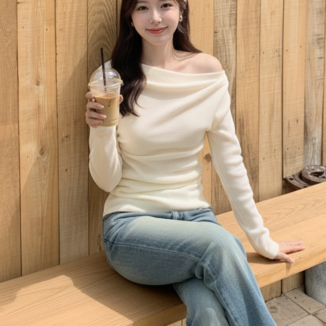 오프숄더 셔링 니트 여리 슬림핏 여성 긴팔 티셔츠