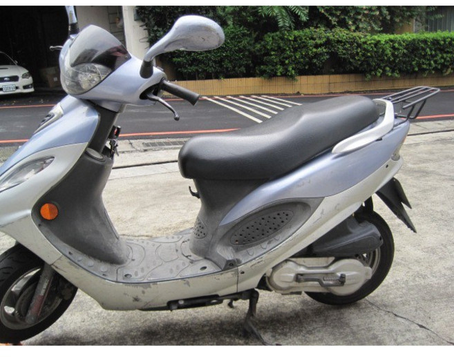 光陽 豪邁 G3 機車後箱架 後架, 1個