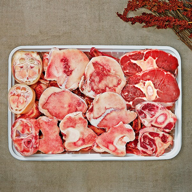 한우 보신세트 1호/5kg(한우잡뼈2.2kg+한우사골2kg+한우통사태0.5kg+한우족0.3kg), 5kg, 1세트