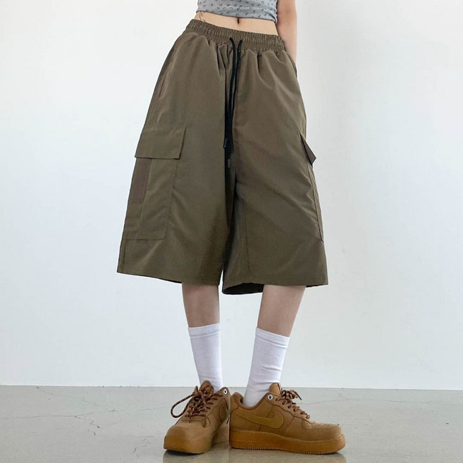 슈가언니 바스락한 얇은 재질&힙한 와이드 나일론 카고 버뮤다 팬츠 21476