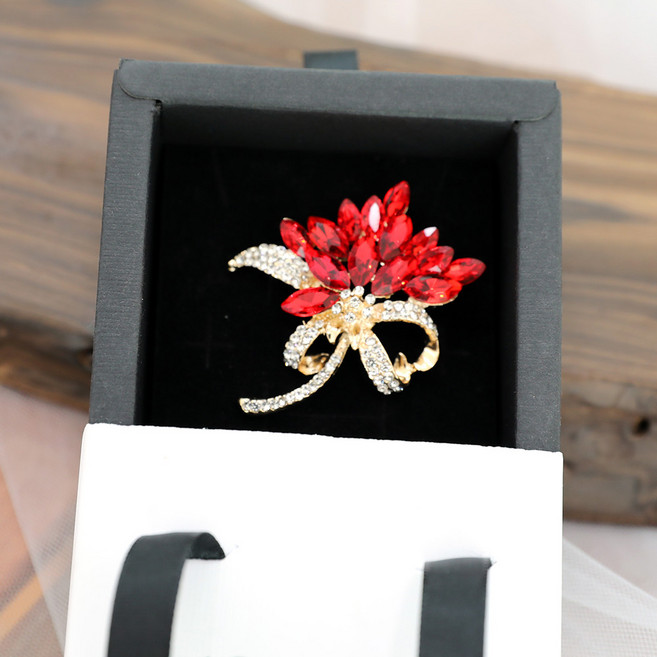 어버이날 부모님 선물 카네이션 브로치 핸들케이스 세트 스타루비