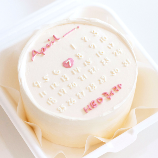 레터링 도시락 케이크 당일발송 주문제작 맞춤 기념일 파티 케이크 1번~10번, 260g, 1개, 23. 달력(6자이내)/바닐라생크림+블루베리콩포트