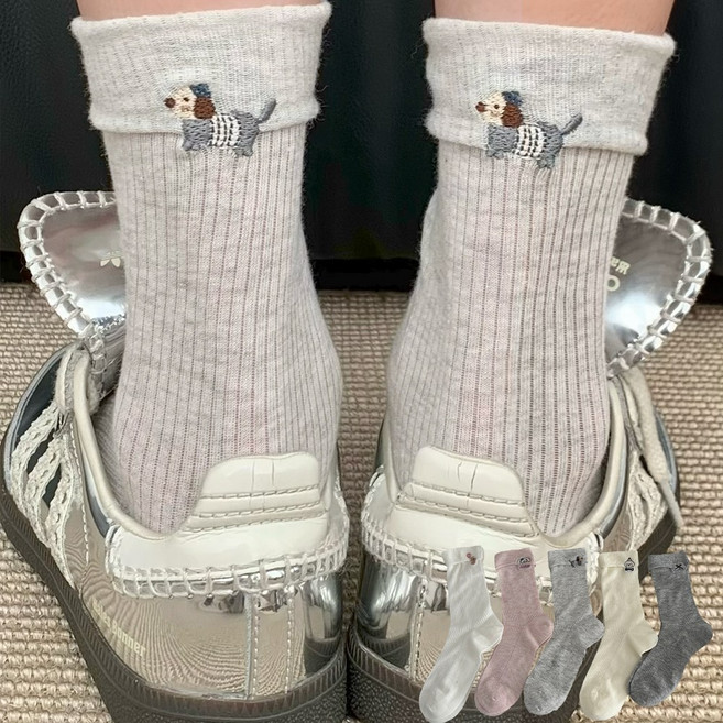 Banjiwu 귀여운 강아지 무늬 여성용 양말 봄용 자수 중목양말 무봉제 패션 세로 스트라이프 면양말 학생용 장목양말 5족 세트