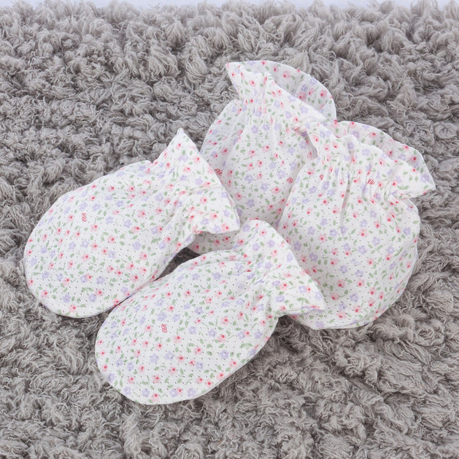 오가닉붐 여름용 잔꽃 손싸개 + 발싸개 세트