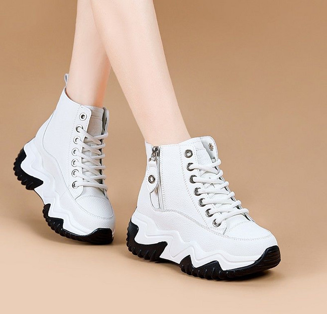 여성용 봄가을 가보시 통굽 키높이 7cm 굽 옆지퍼 운동화 트렌디 숏부츠26rrukm01LL