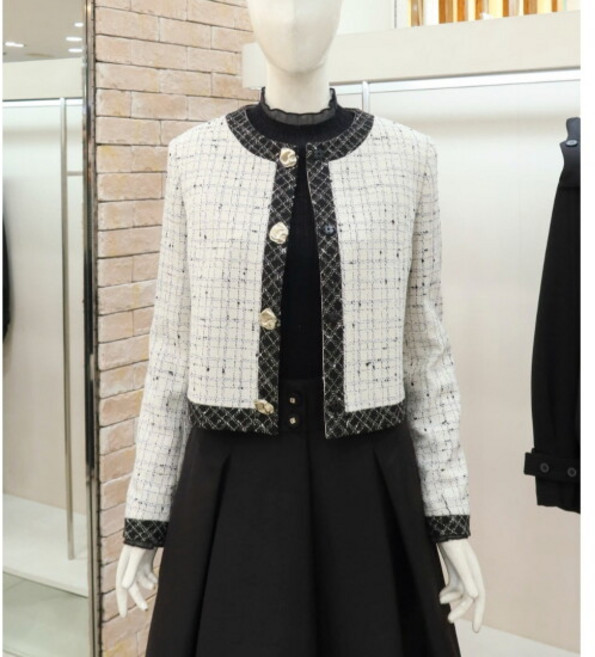 [JJ지고트]메탈버튼 배색 트위드 크롭 재킷 GNAA0JK17_ 2858404
