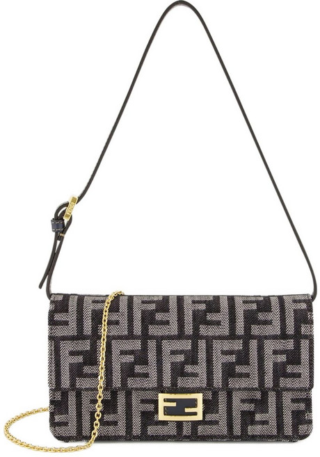 펜디 바게트 체인 스트랩 지갑