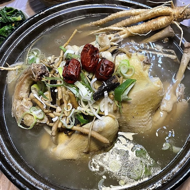 청둥이 가마솥 토종 닭 백숙 큰한마리 4인분 밀키트 삼계탕 조리완료제품, 4kg, 1박스