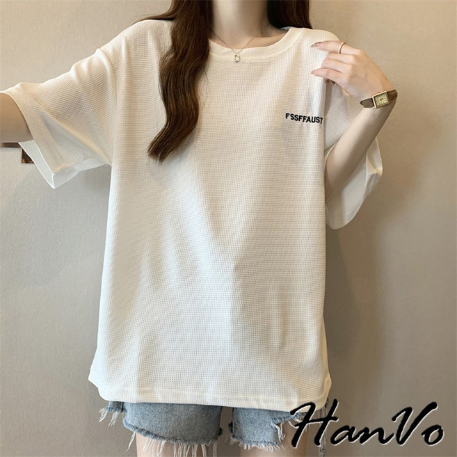 HanVo 英文刺繡華夫格T恤 圓領寬鬆休閒舒適上衣 韓系女裝