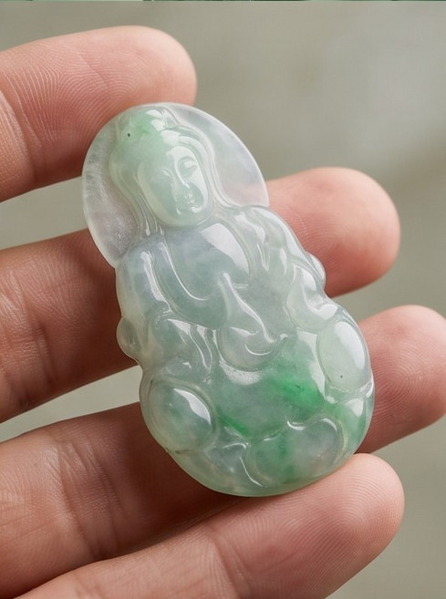 翡翠觀音墜飾