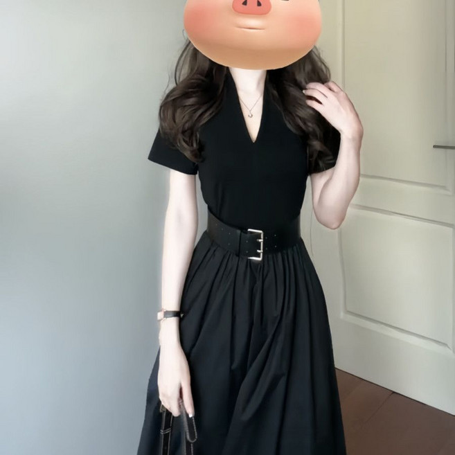 여성 여름 반팔 원피스 슬림 반팔 원피스 기질 V넥 롱 원피스 데일리 원피스