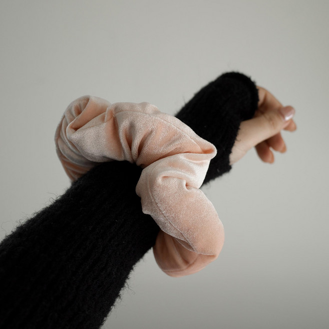 향기나는 대왕 벨벳 곱창밴드! 겨울 무드 헤어 스크런치