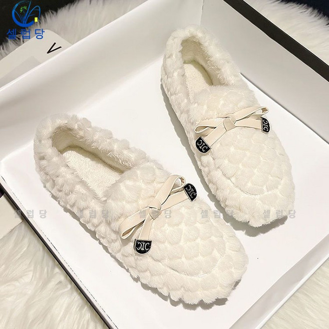 셀럽당 털신 여 겨울 기모 덧신 두꺼운 로퍼 미끄럼 방지 학생 나비 면 바가지 신발