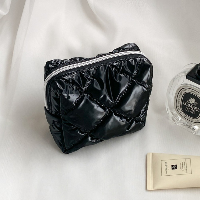 에브리테일 스퀘어 가벼운 누빔 파우치