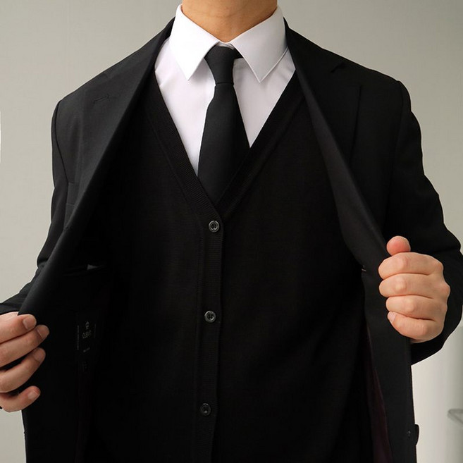 맨즈북 국산 이너용 남자 양복 가디건 니트 V넥 기본핏 정장코디