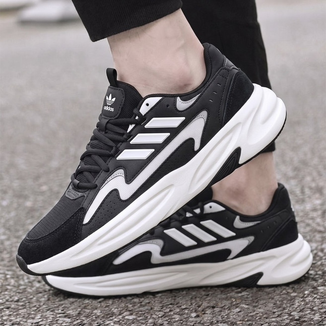 [매장정품] 아디다스 러닝화 오즈위브 운동화 헬스화 트레이닝화 남여공용 운동화