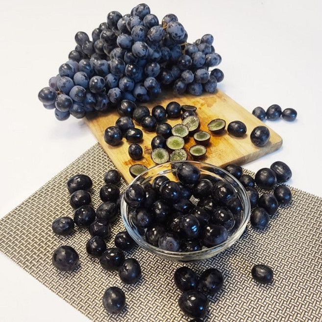 룰루네상점 세이블 시들리스 2kg 칠레산 블랙머스켓 블랙포도, 1개