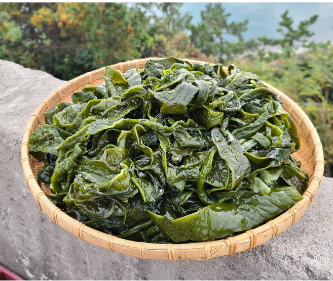 완도 염장 미역통줄기 2kg(직접 찢어드셔야해요) 햇미역 산지직송, 1개