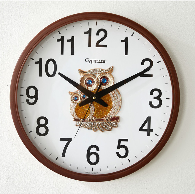 리빙스토리 시그너스 국산 무소음 원목 복을 가져다주는 부엉이 벽걸이시계 36cm 사무실 개업 집들이 이사 선물, 혼합색상