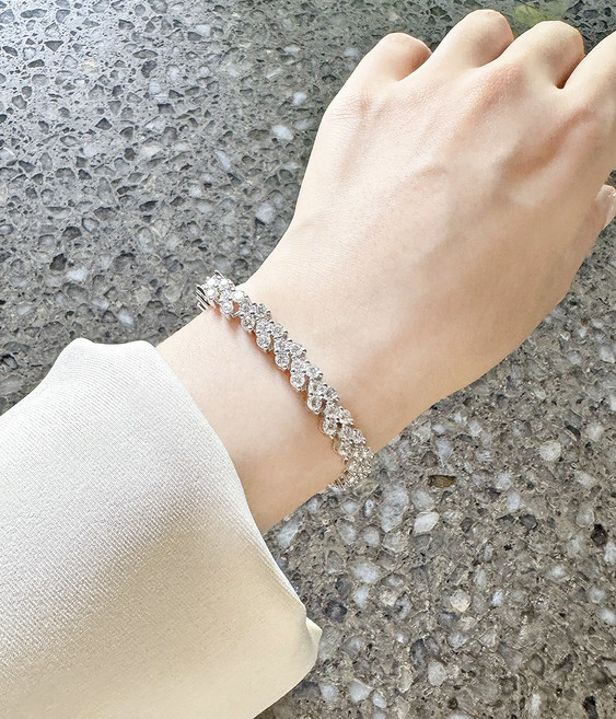 MOOLDN 모이사나이트 하트 명품 체인 볼드 다이아 테니스 팔찌 (GRA 보증서)