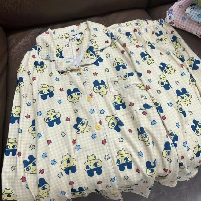 다마고치 파라다이스 캐릭터 투피스 수면 긴팔 잠옷 파자마 실내복 옷 비공식 굿즈