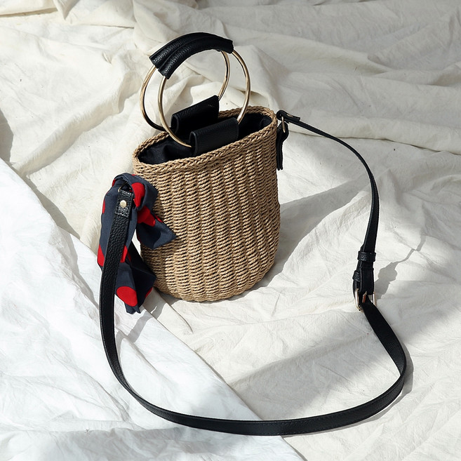 미쓰백 멜라 라탄백 바구니모양 밀짚 크로스백 왕골 여성 숄더백