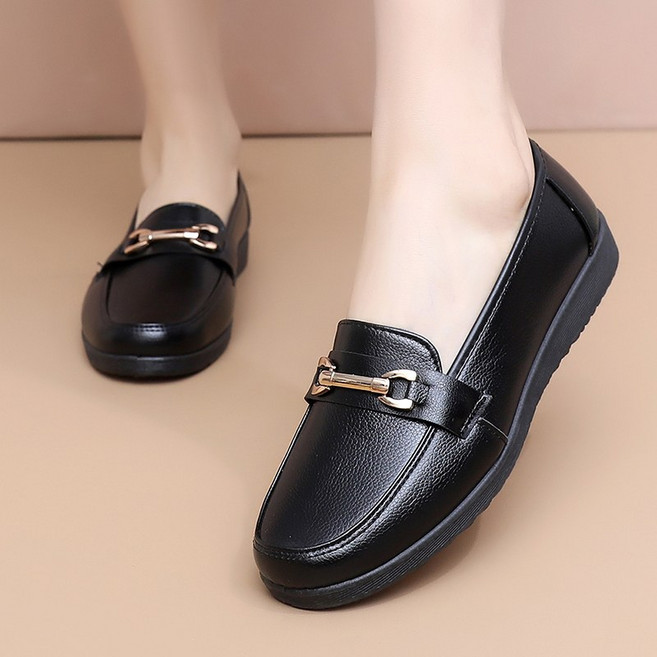 여성푹신발편한 로퍼 단화 플랫슈즈 봄가을 미끄럼 방지 여성 엄마 신발 할머니 신발 캐주얼화 가죽