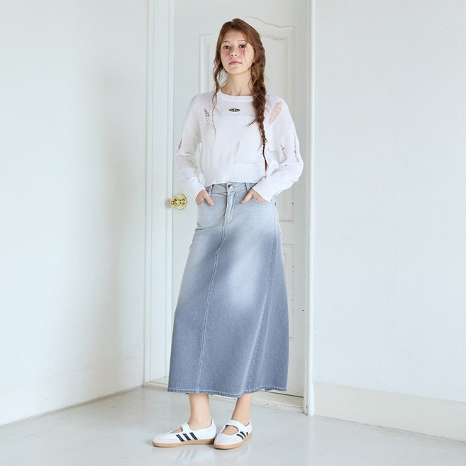 에고이스트 디스트로이드자수니트탑/ES2OKL56_BP_BP