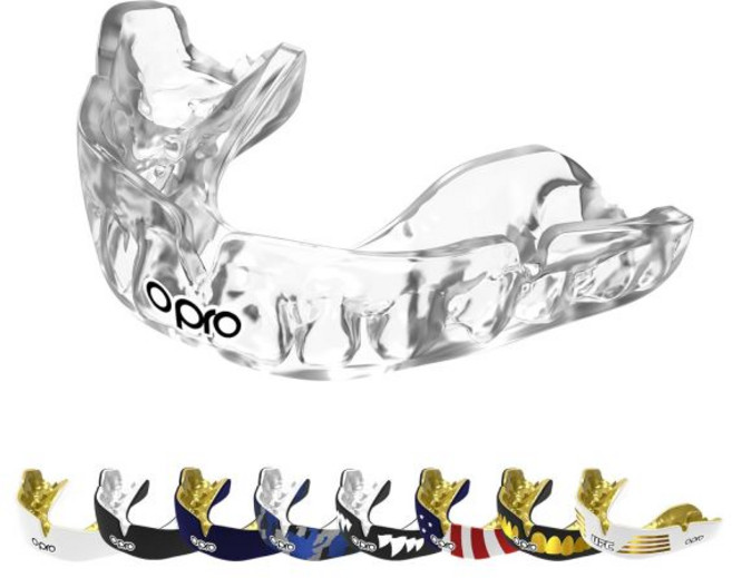 OPRO 즉석 맞춤형 마우스 가드 치과 수준의 편안함 보호 및 적합성 - 성형 가능한 축구 복싱 럭비 MMA BJJ UFC용 마우스피스 케이스 포함 UFC 블랙 성인용, Adult (10+), Clear/White, 투명/흰색, 1개