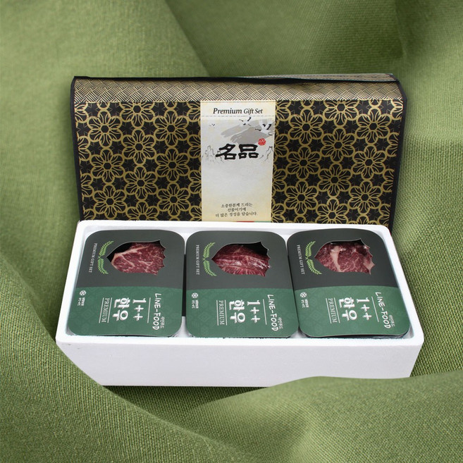 1++ 한우 선물세트 등심+채끝+국거리 900g 명절선물, 3구