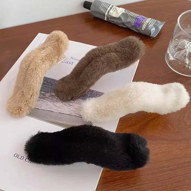 [HANNAL] 포근한 퍼 일자 겨울룩 헤어핀세트