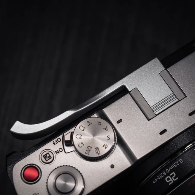 [누리사진관]파나소닉 호환 루믹스 S9 카메라용 알루미늄 메탈 핫슈 엄지손가락 그립 인체공학적으로 설계, 02 Silver