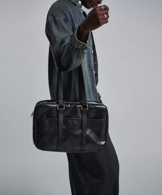 [4월 3일 배송] KANEITEI MONO SQUARE BAG M (BLACK) / UPCYCLED