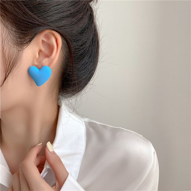 ZE828Jdu 알록달록 무광 하트 귀걸이 은침 패션 포인트 여성 주얼리 귀여운 이어링